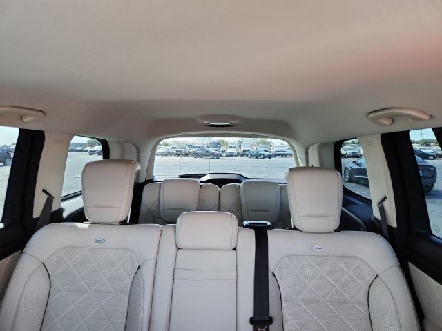 Mercedes-Benz Gls-class 450 4matic Image 13