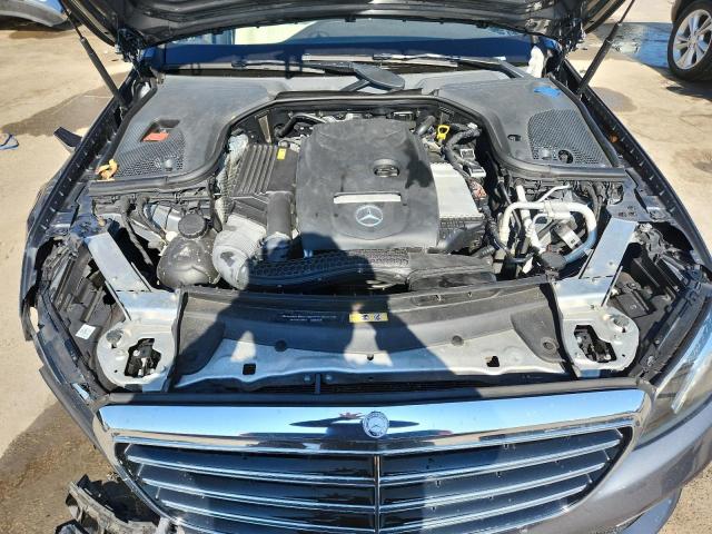 Mercedes-Benz E-Class 300 Image 6