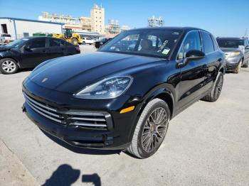  Salvage Porsche Cayenne