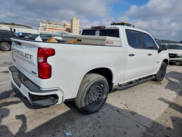 Chevrolet Silverado C1500 Rst Image 2