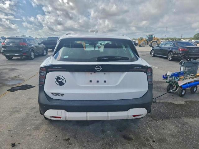 Nissan Kicks S Image 6