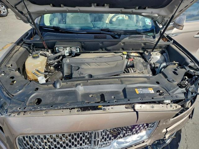 Lincoln Nautilus Reserve Image 2