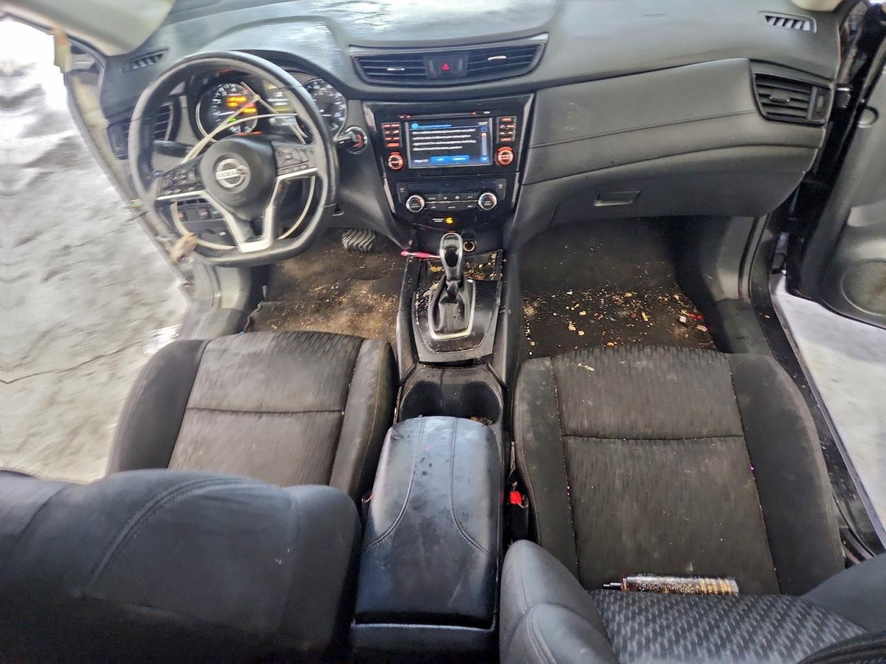 Nissan Rogue S Image 12