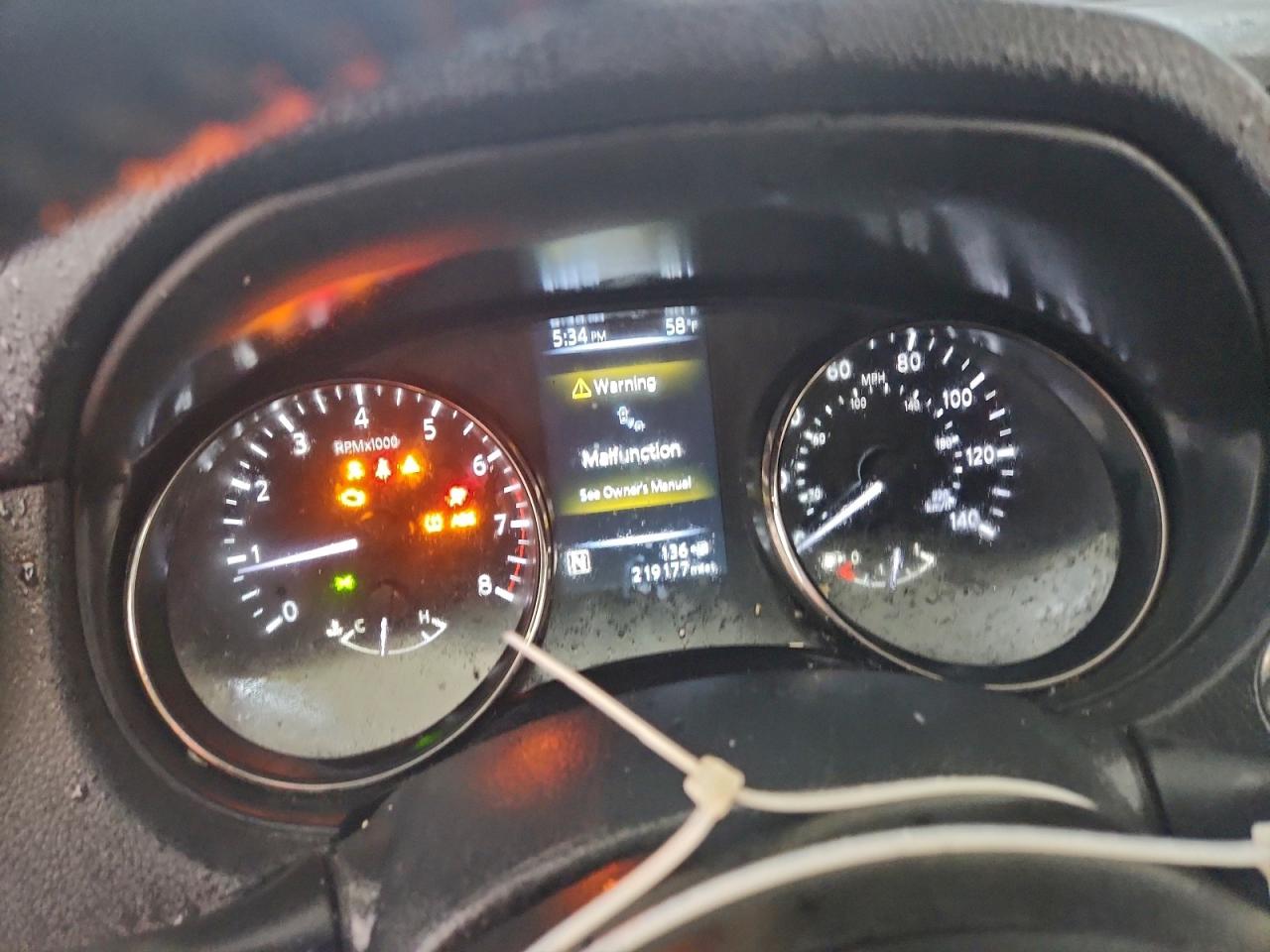 Nissan Rogue S Image 9