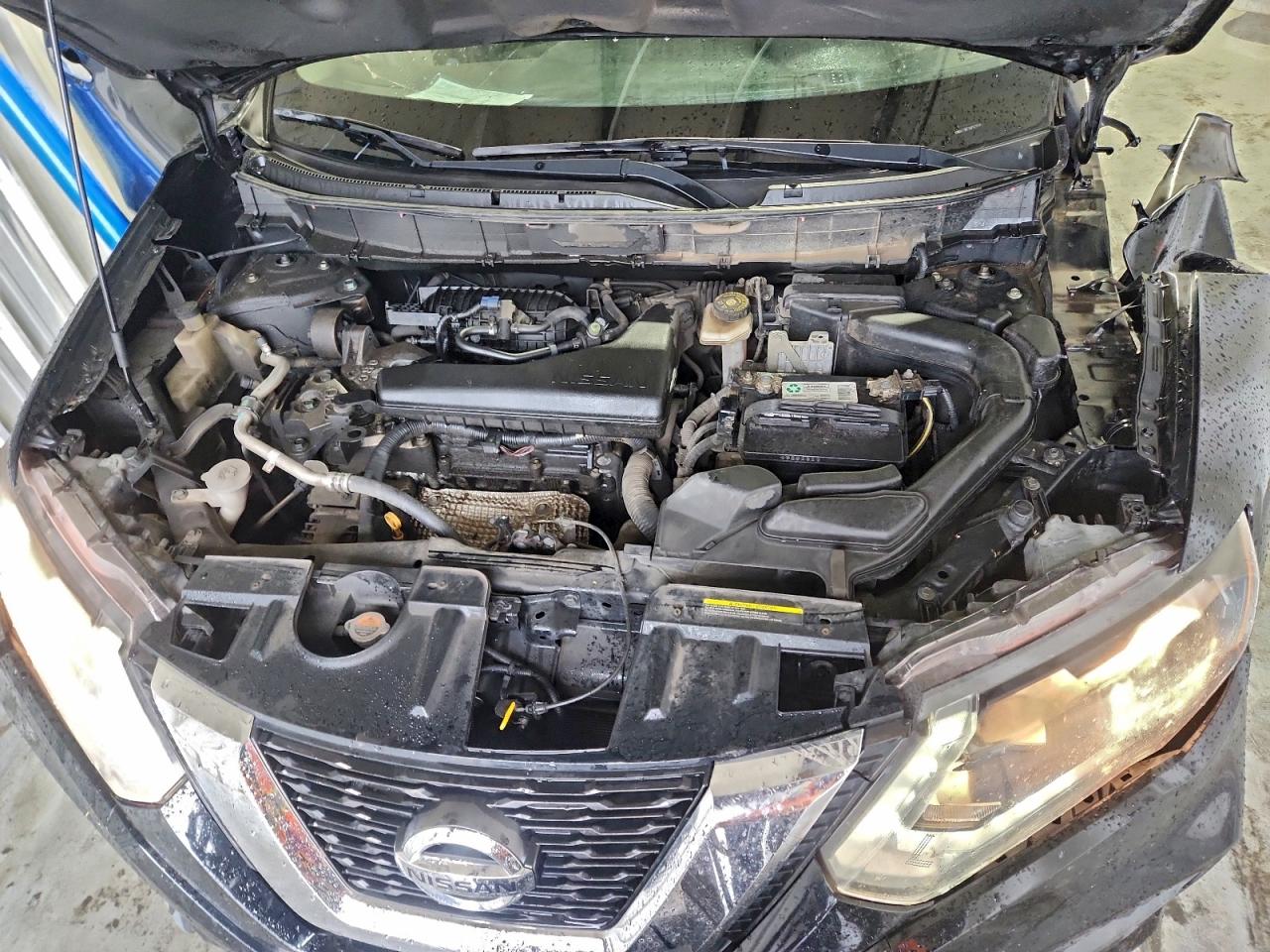 Nissan Rogue S Image 3