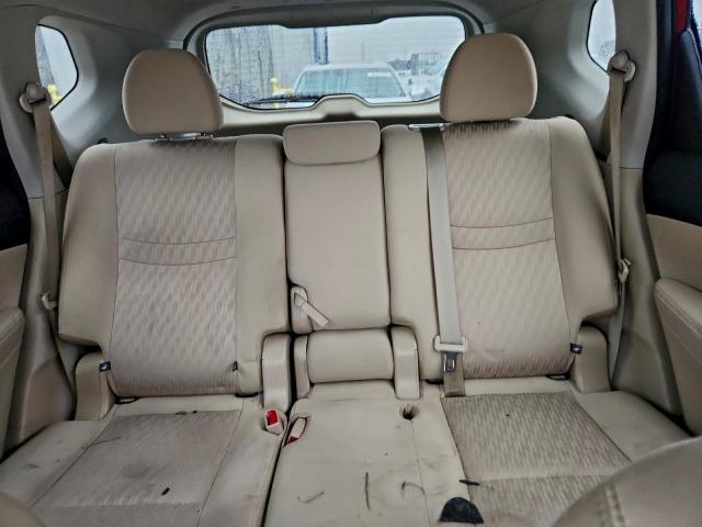 Nissan Rogue S Image 7
