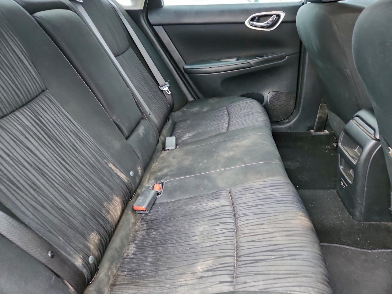 Nissan Altima 2.5 Image 9