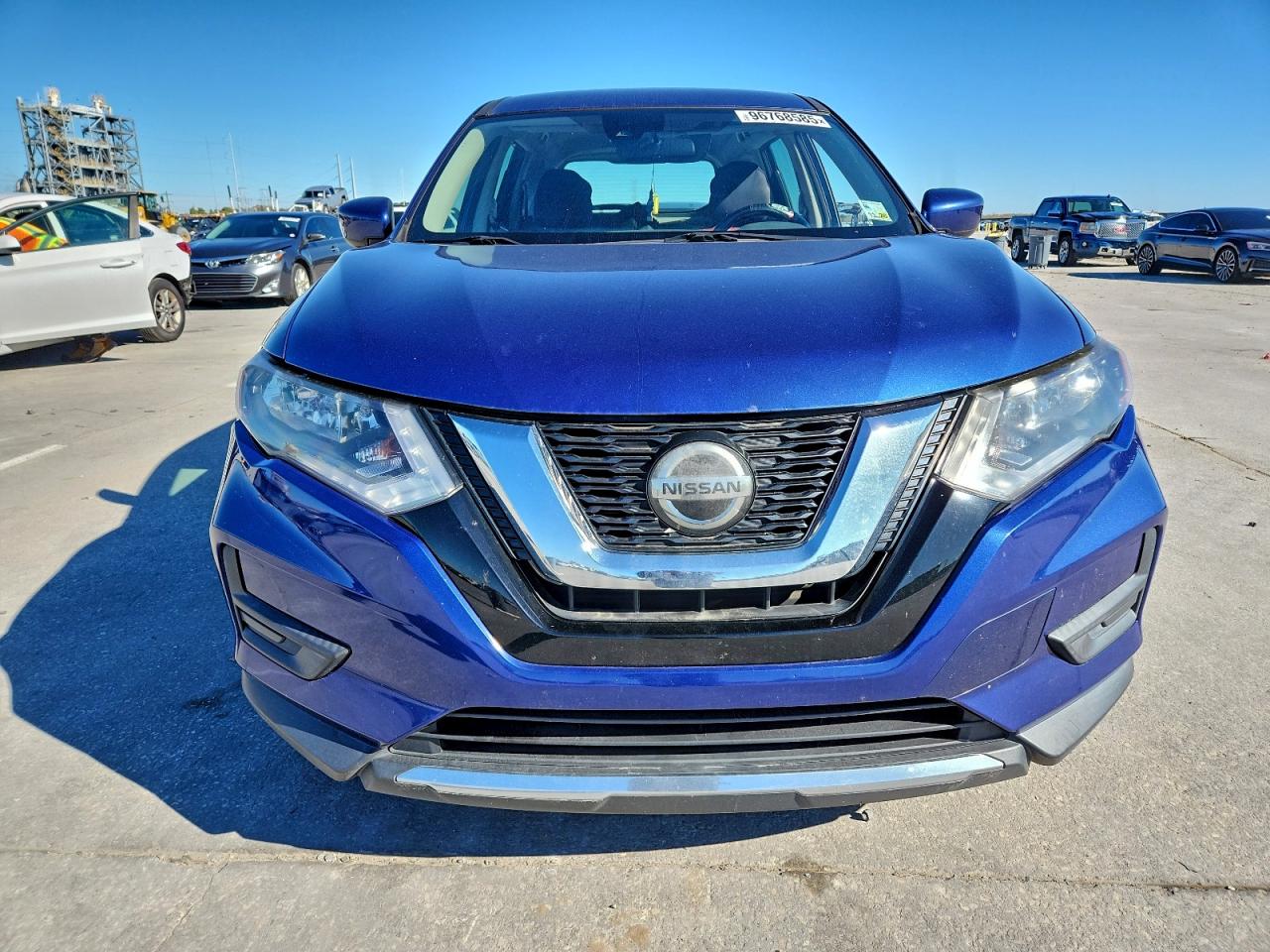 Nissan Rogue S Image 10