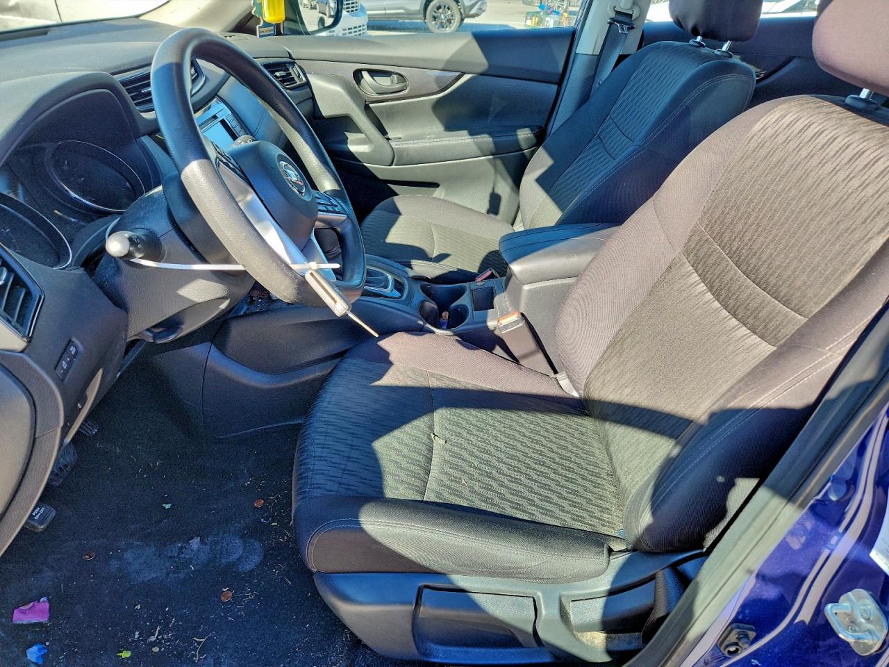 Nissan Rogue S Image 12