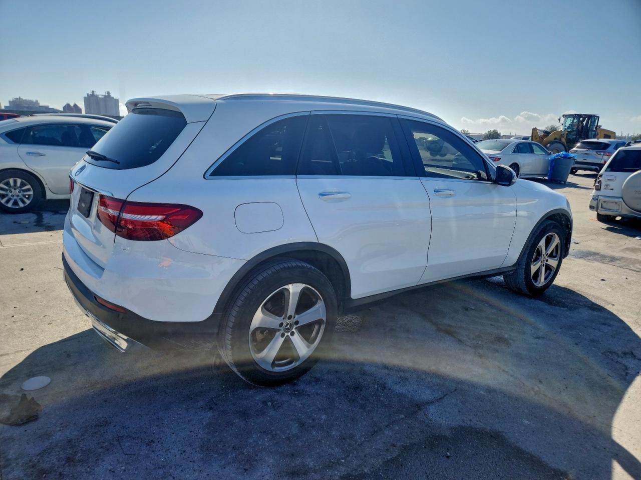 Mercedes-Benz GLC 300 Image 4