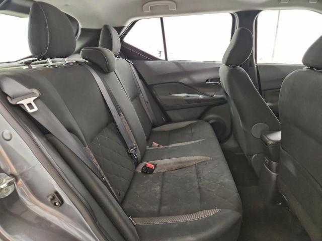 Nissan Kicks Sv Image 11
