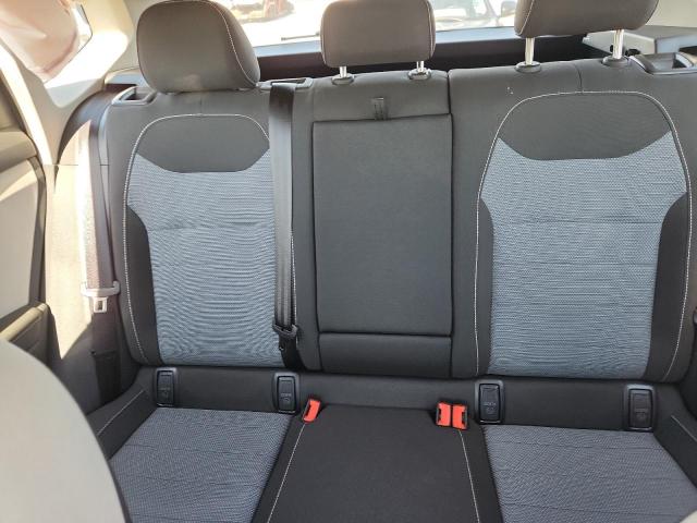 Volkswagen Taos S Image 11