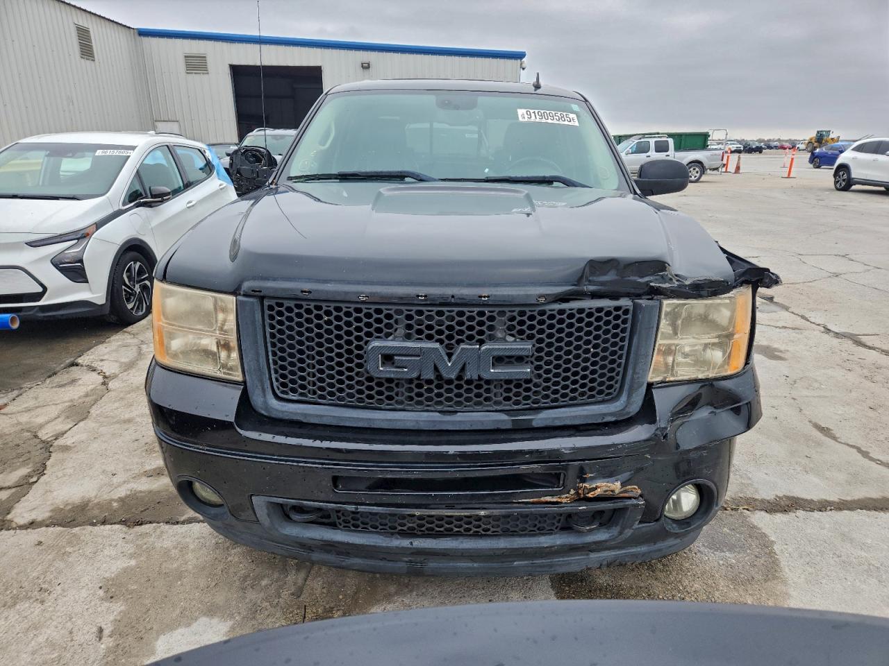 GMC Sierra K1500 Denali Image 6