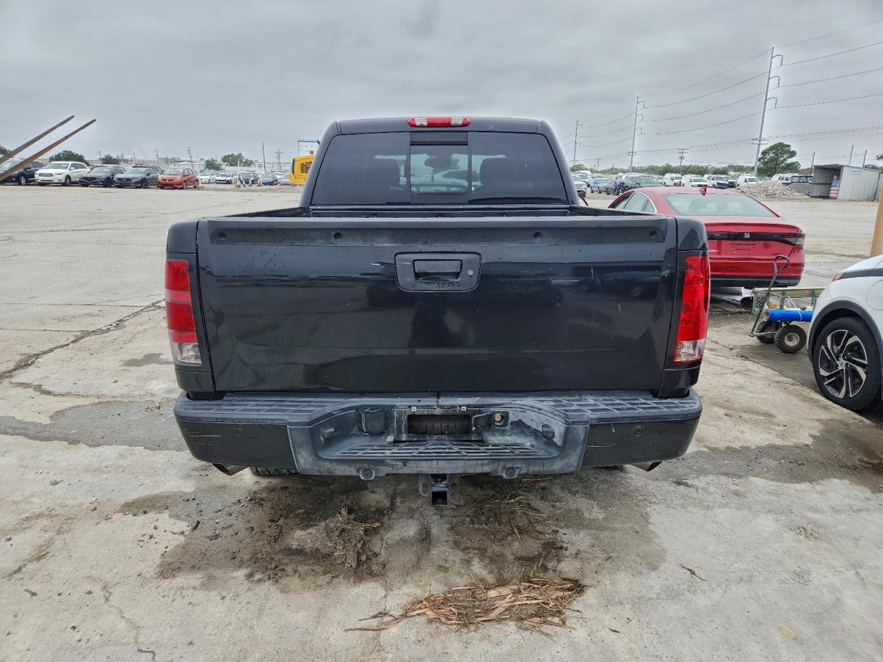 GMC Sierra K1500 Denali Image 8