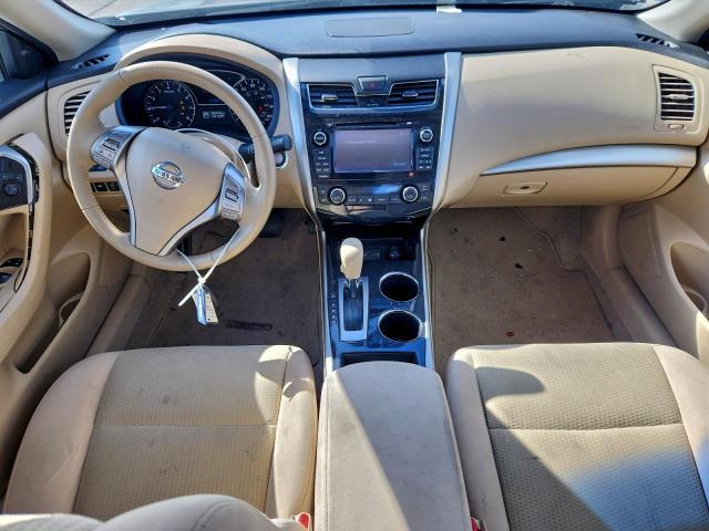 Nissan Altima 2.5 Image 2