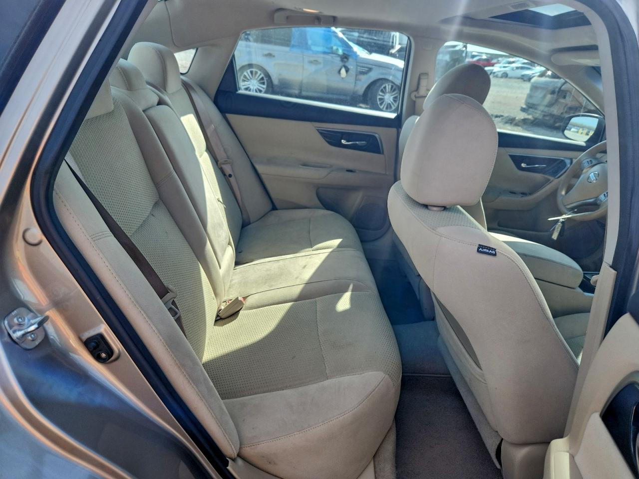 Nissan Altima 2.5 Image 10