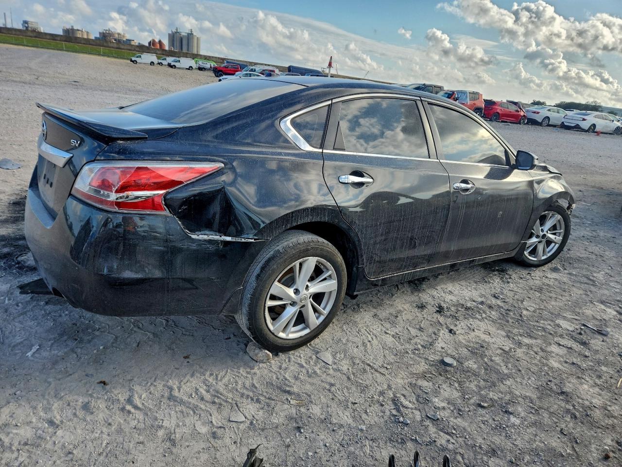 Nissan Altima 2.5 Image 4