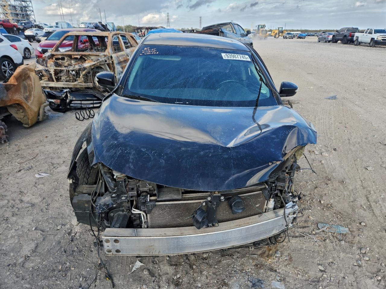 Nissan Altima 2.5 Image 9