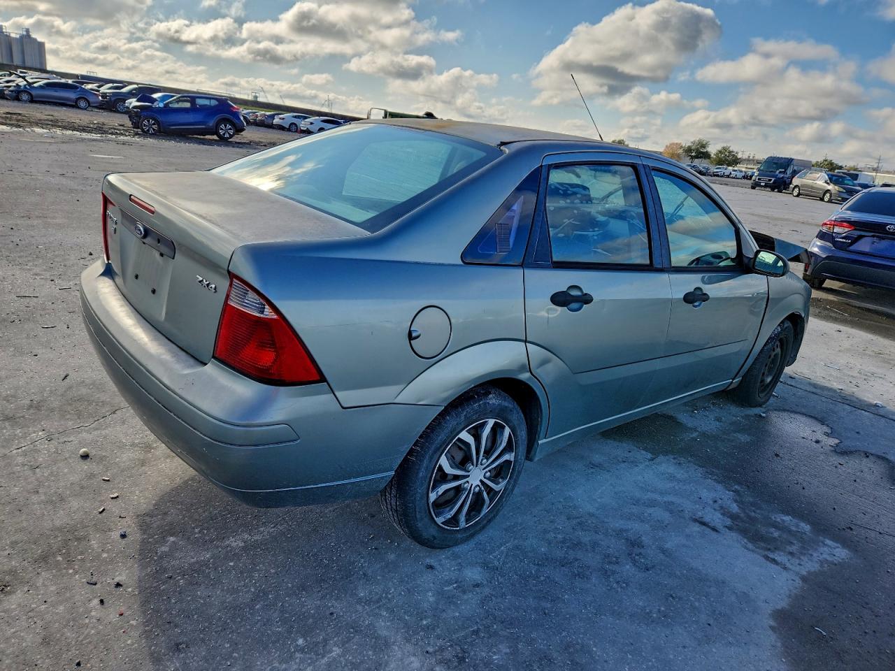 Ford Focus Zx4 Image 4