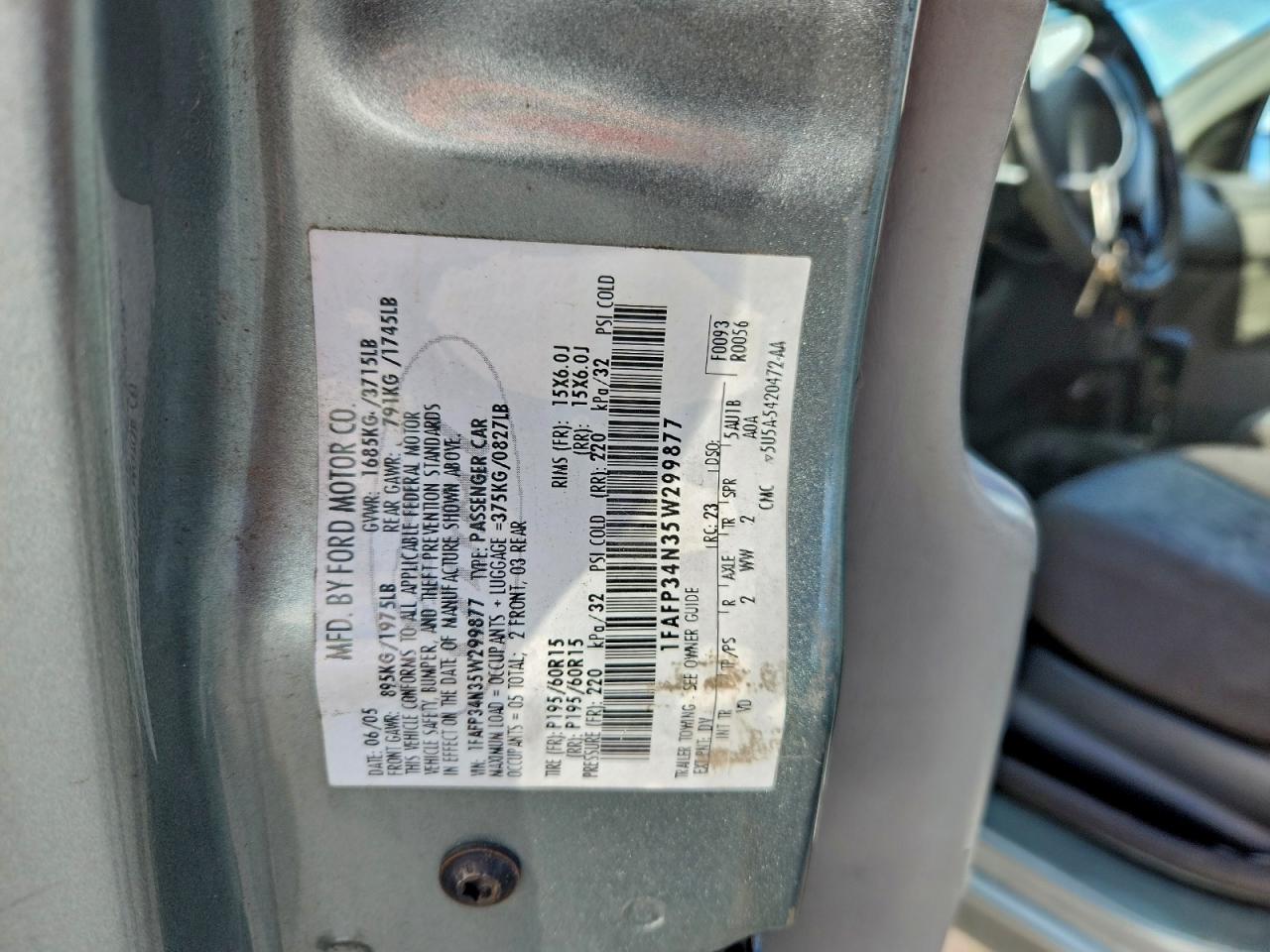 Ford Focus Zx4 Image 10