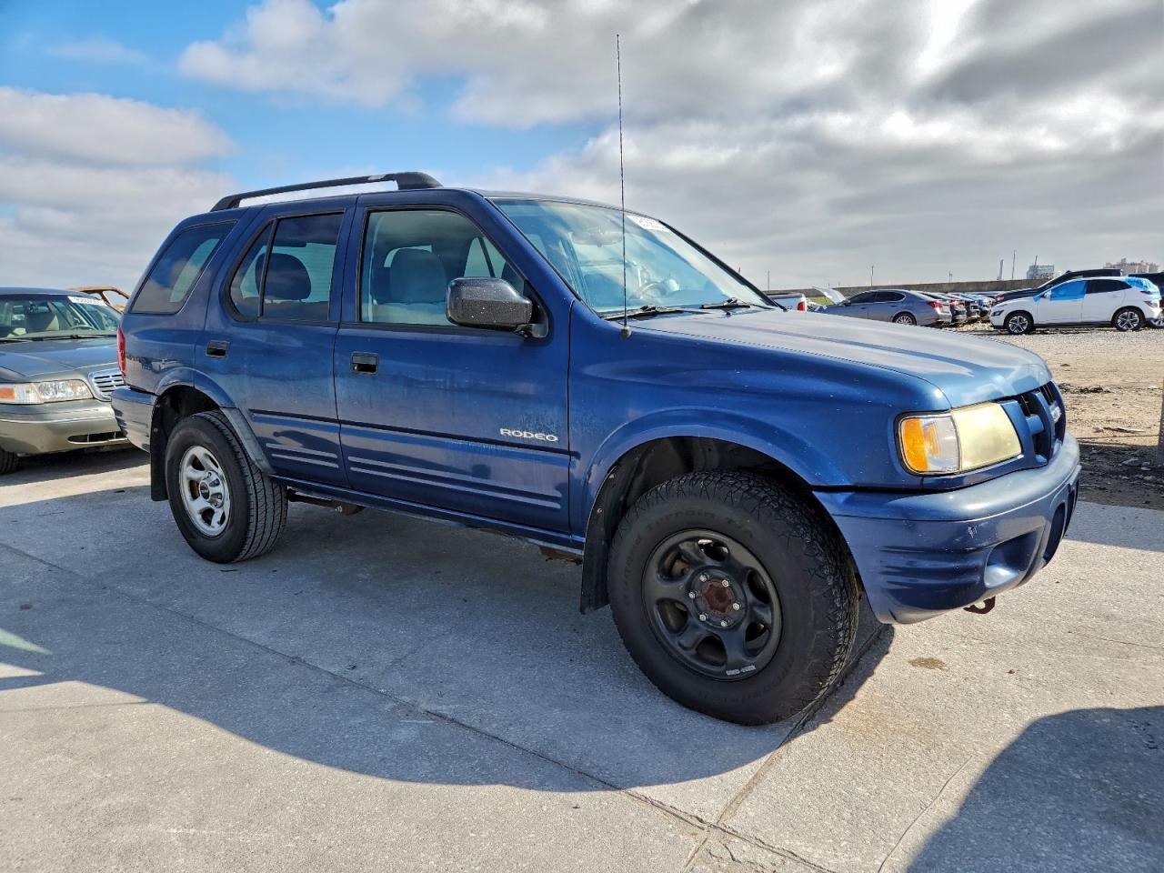 Isuzu Rodeo S Image 11