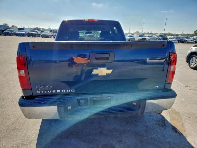 Chevrolet Silverado C1500 Crew Cab Image 6