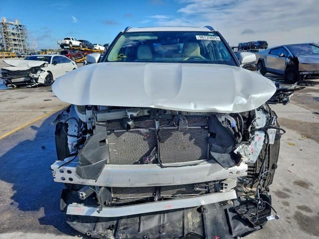 Toyota Highlander L Image 13