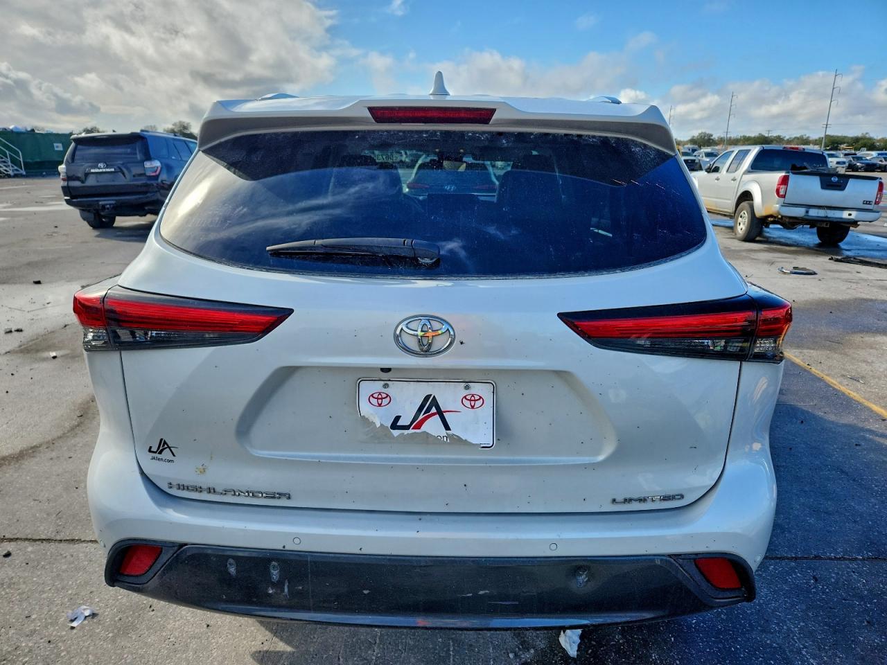 Toyota Highlander L Image 4