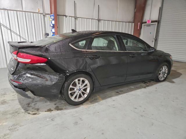 Ford Fusion Se Image 4