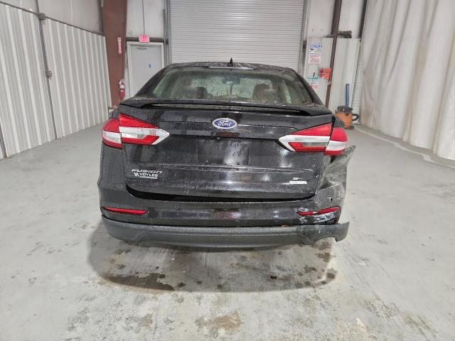 Ford Fusion Se Image 3