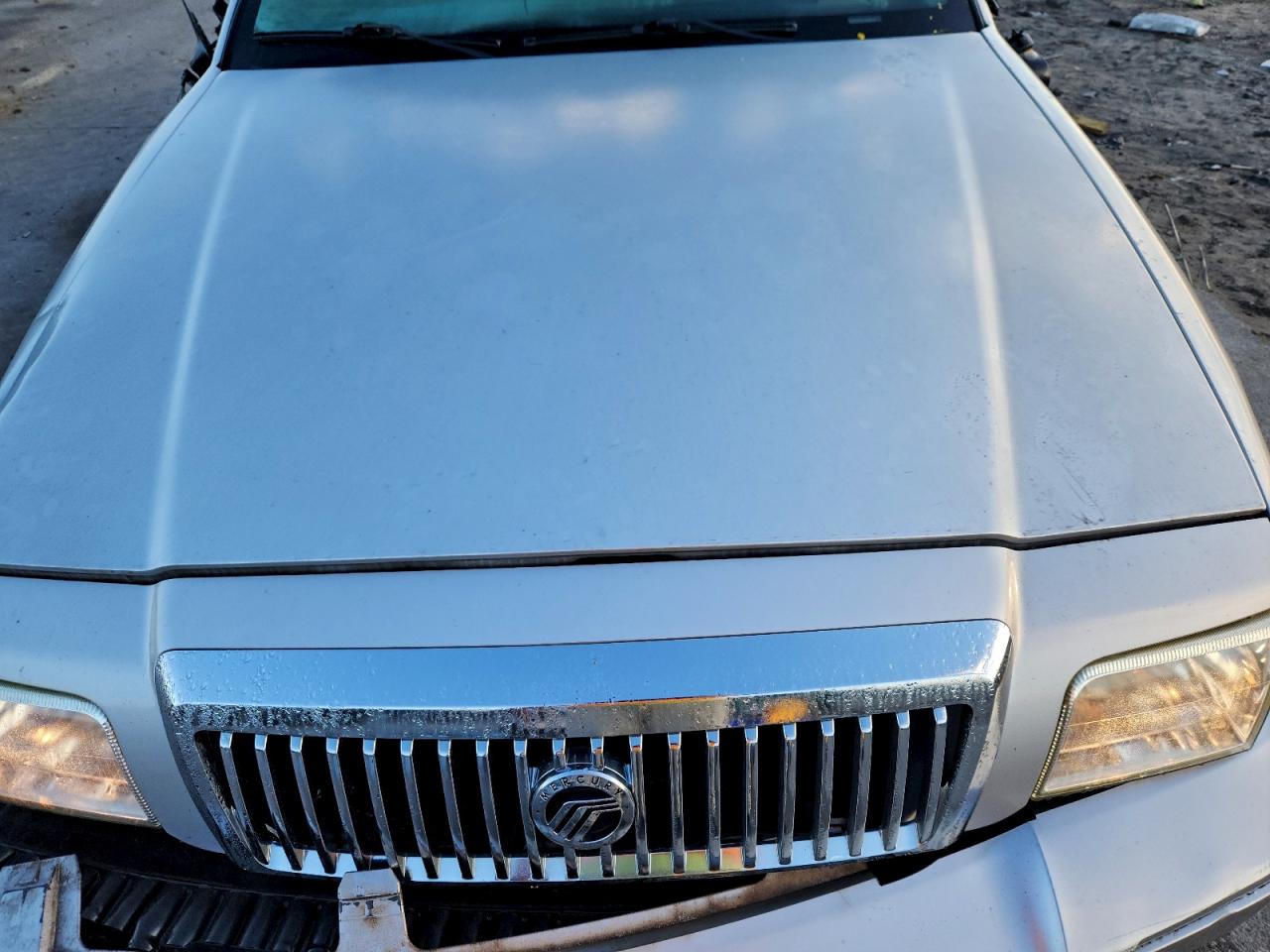 Mercury Grmarquis Ls Image 7