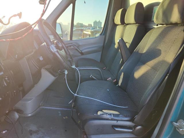 Freightliner Sprinter 2500 Image 4