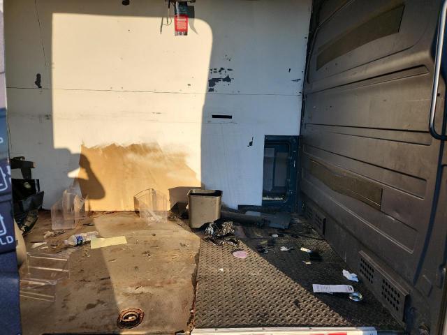 Freightliner Sprinter 2500 Image 2