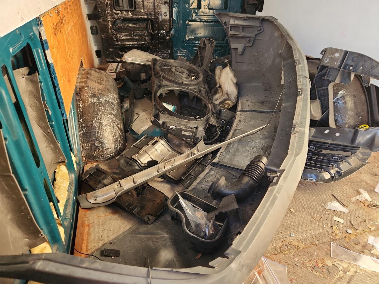 Freightliner Sprinter 2500 Image 14