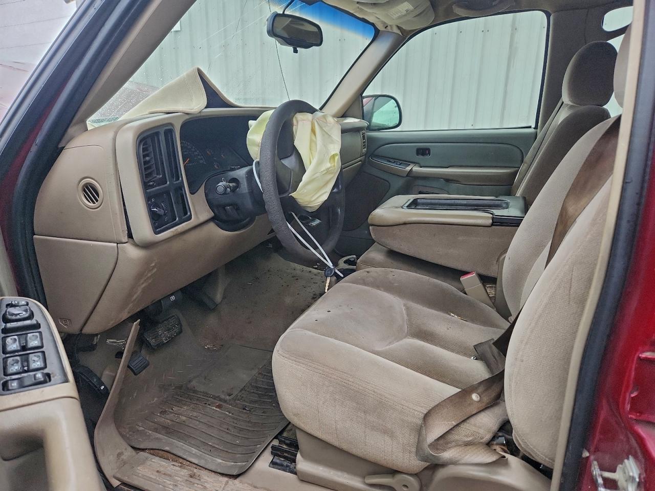 GMC Sierra C1500 Image 4