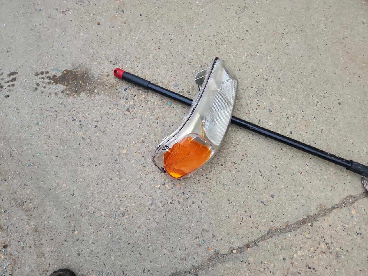 GMC Sierra C1500 Image 9