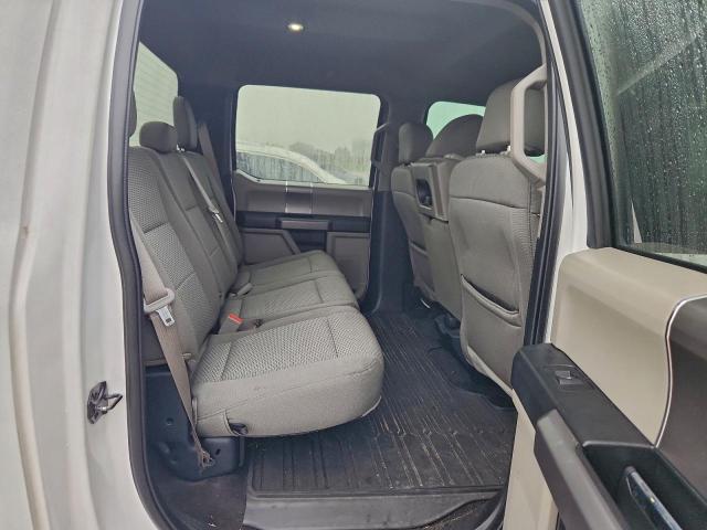 Ford F-150 Supercrew Image 11