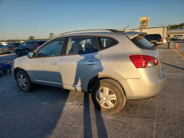 Nissan Rogue S Image 2