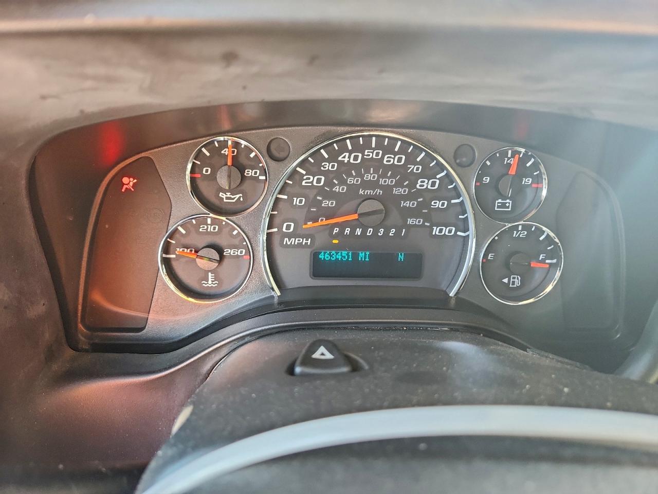 Chevrolet Express Lt Image 7