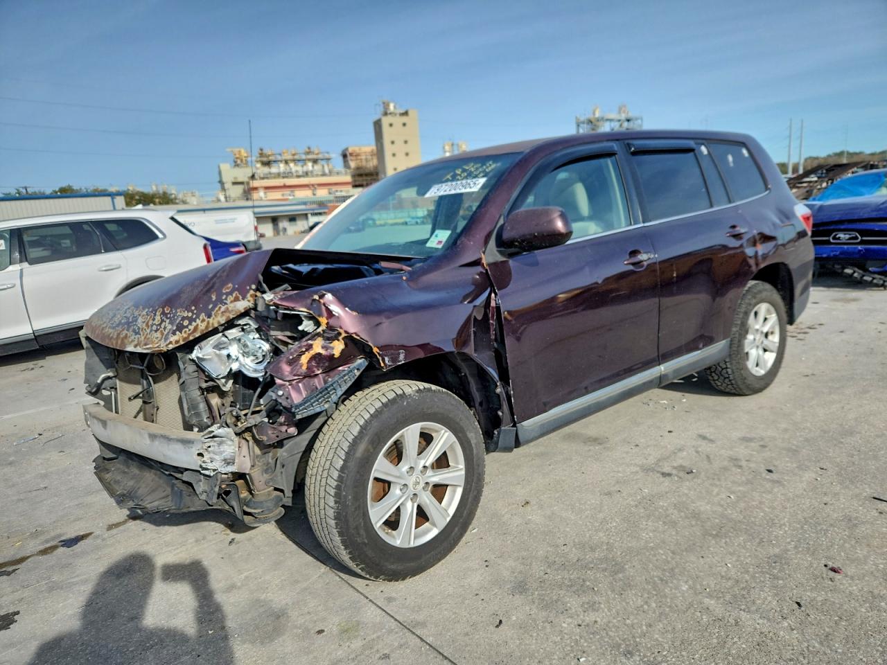 Toyota Highlander Base Image 1