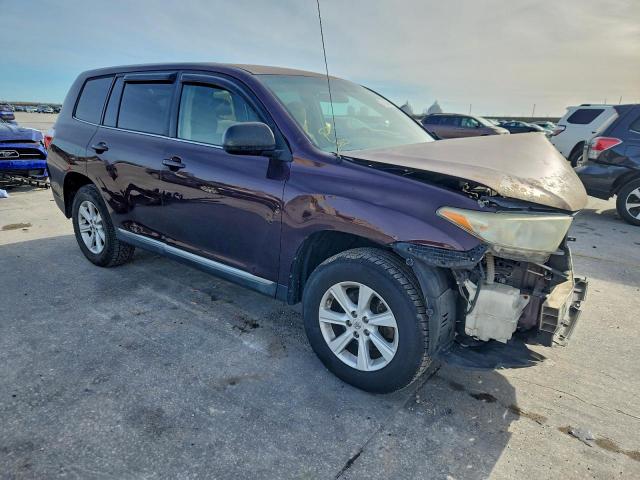 Toyota Highlander Base Image 6