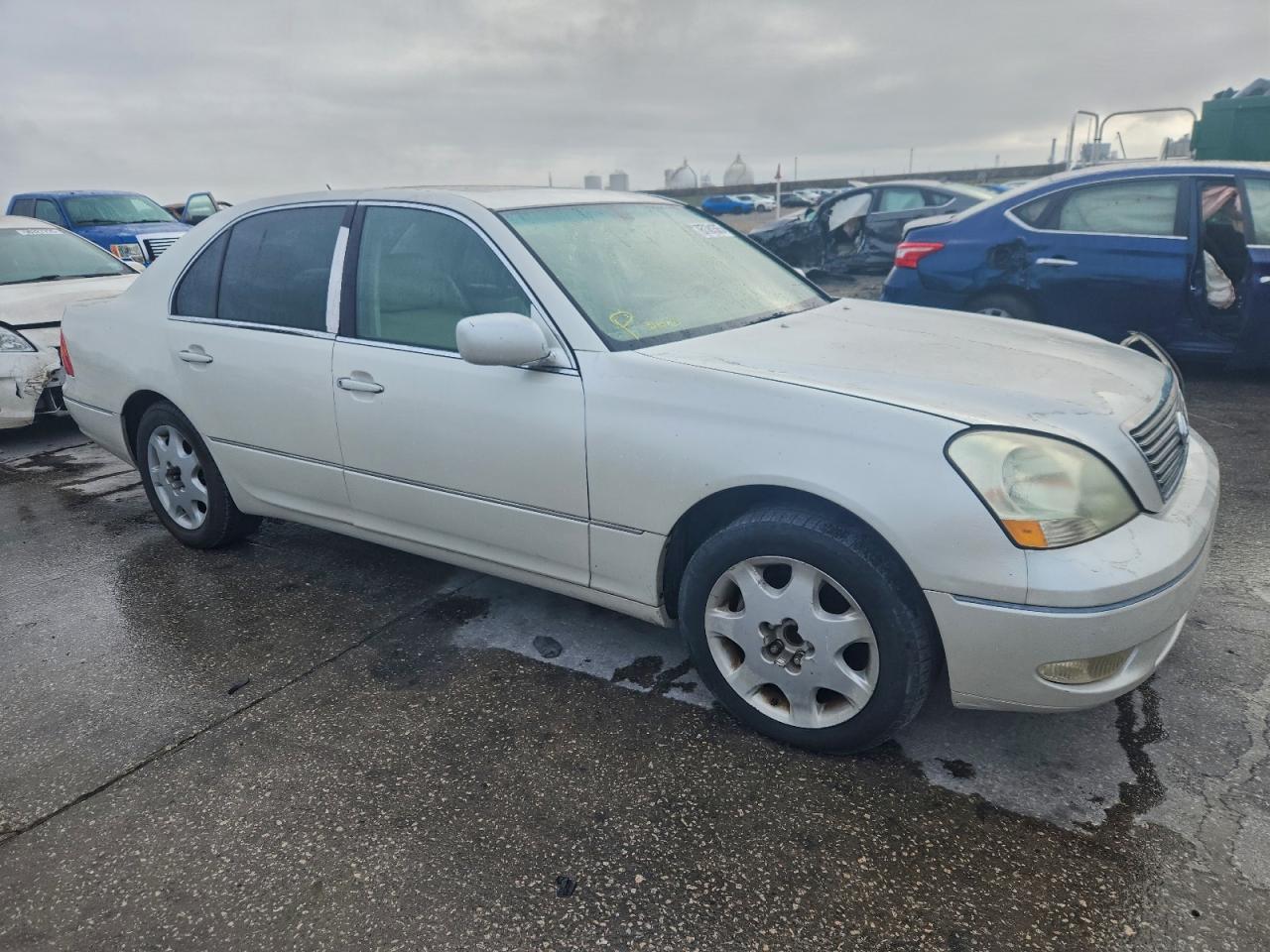 Lexus LS 430 Image 3