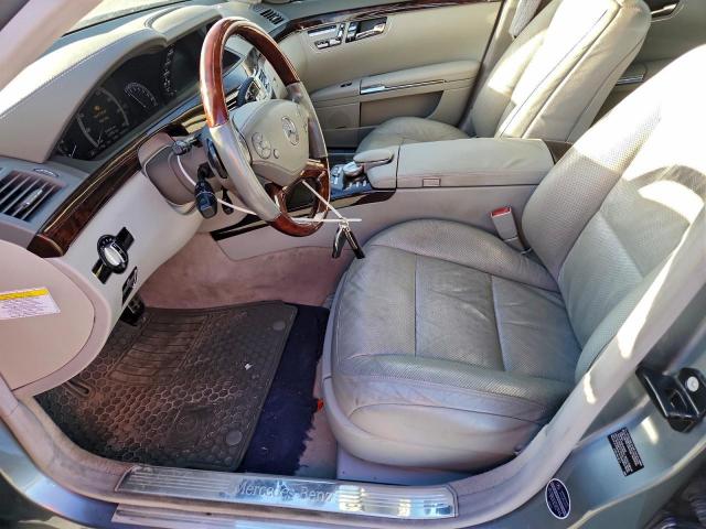 Mercedes-Benz S-Class 550 Image 2
