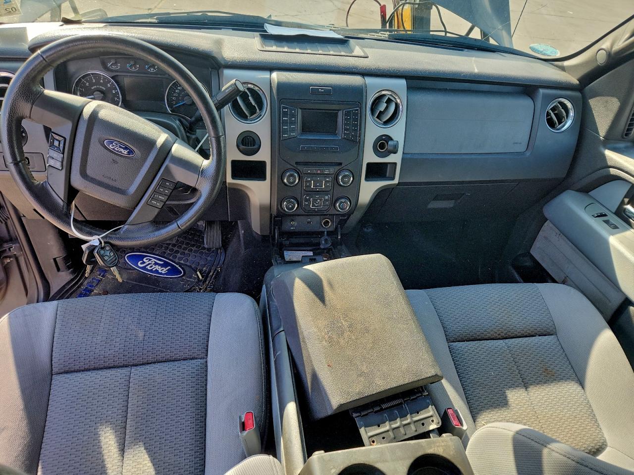 Ford F-150 Supercrew Image 10