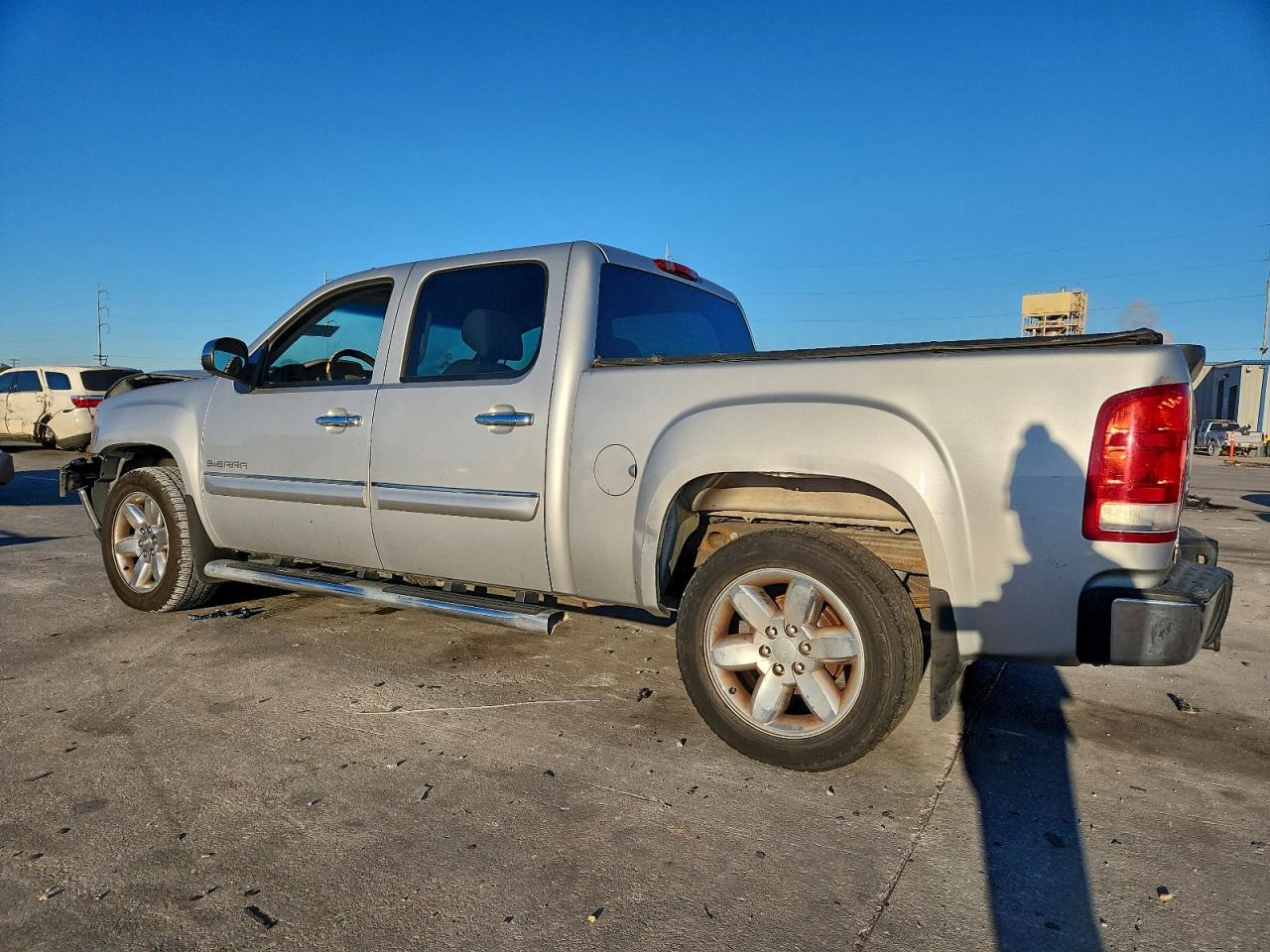 GMC Sierra C1500 Sle Image 6