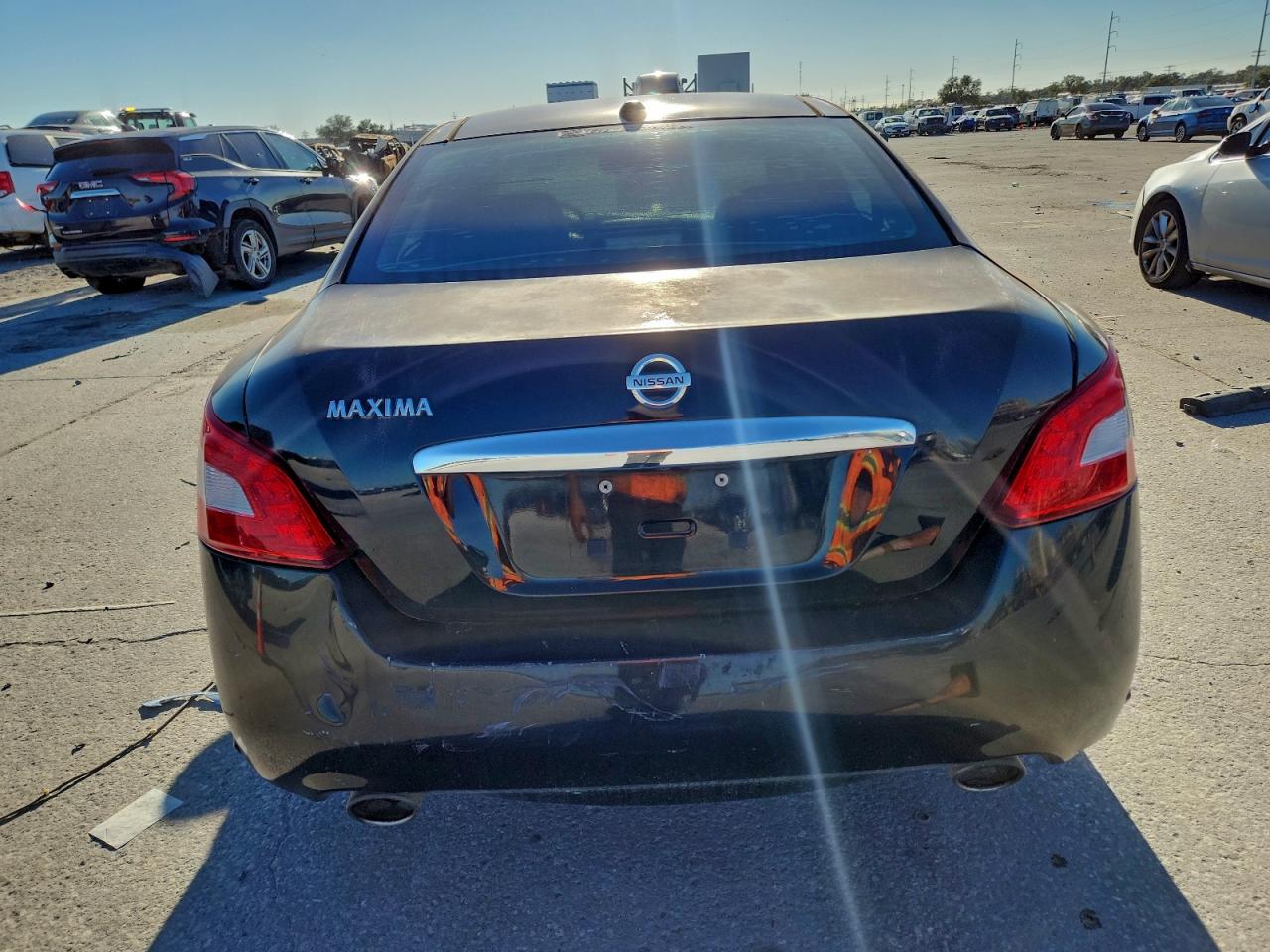 Nissan Maxima S Image 7