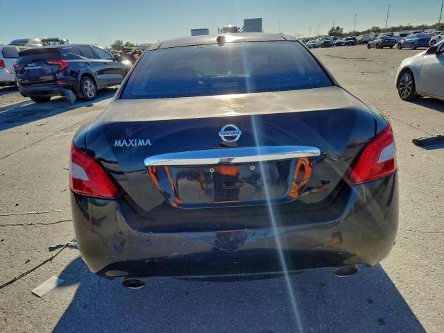 Nissan Maxima S Image 7