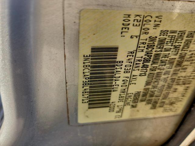 Nissan Versa S Image 8