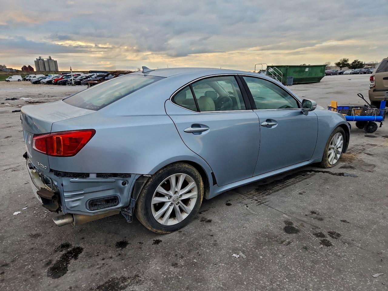 Lexus Is 250 Image 2