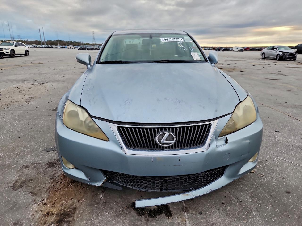 Lexus Is 250 Image 6